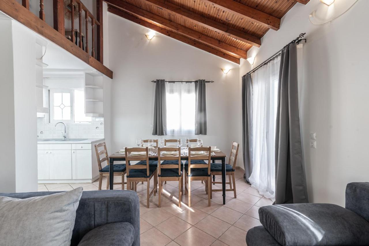 אתונה Blue Riviera Villas & Suites - Alimos 2 מראה חיצוני תמונה