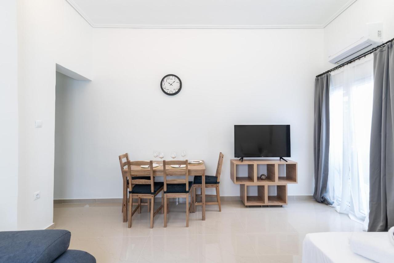 אתונה Blue Riviera Villas & Suites - Alimos 2 מראה חיצוני תמונה