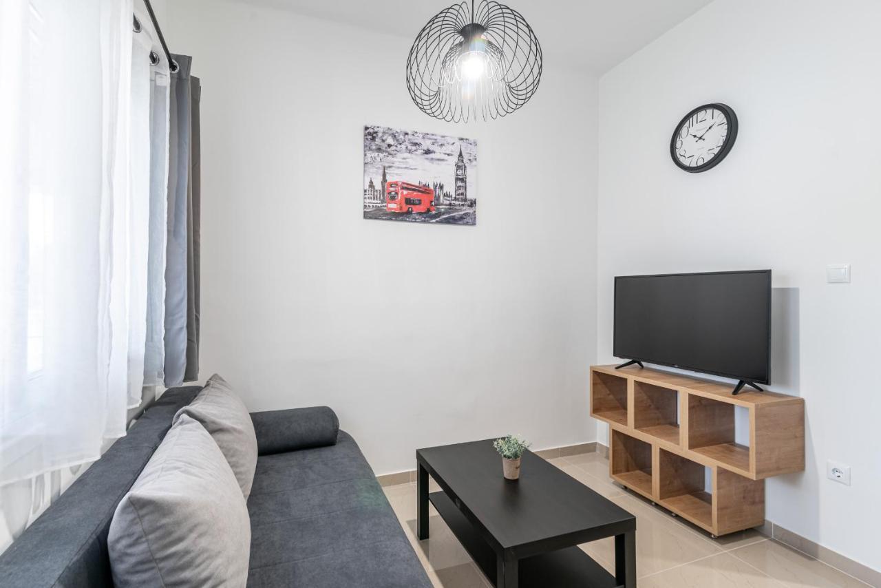 אתונה Blue Riviera Villas & Suites - Alimos 2 מראה חיצוני תמונה
