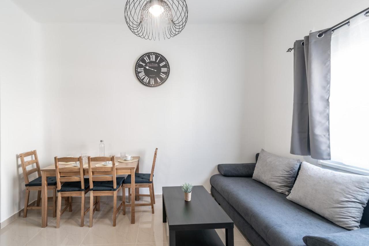 אתונה Blue Riviera Villas & Suites - Alimos 2 מראה חיצוני תמונה